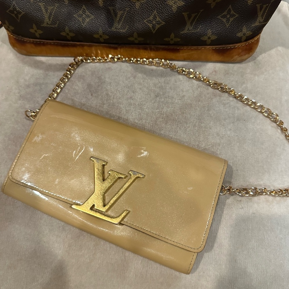 Louis Vuitton clutch - Picture 13 of 15